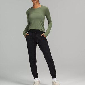 Lululemon Dance Studio Mid-Rise Black Jogger Full Length - Size 8